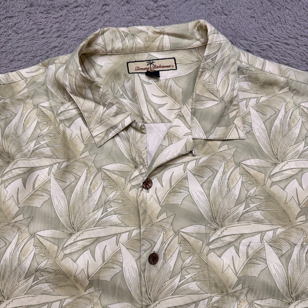 Tommy Bahama Shirt Mens XL Green Floral Camp Loop Collar Tropical Aloha Silk